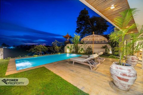 4 bedrooms Villa in Tabanan,  No. 9358 8