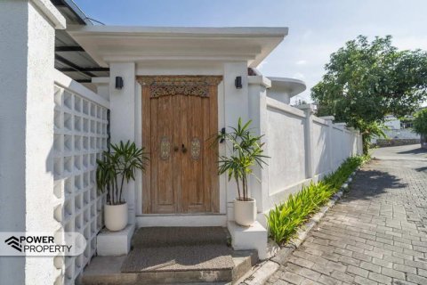2 bedrooms Villa in Nusa Dua, Badung,  No. 9357 13