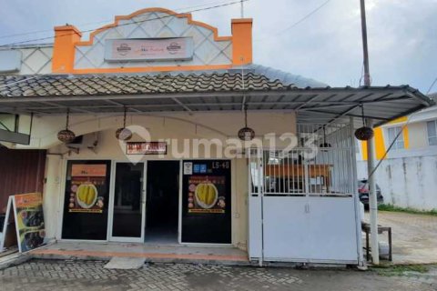 53m2 Shop in Tangerang City, Indonesia No. 13435 11
