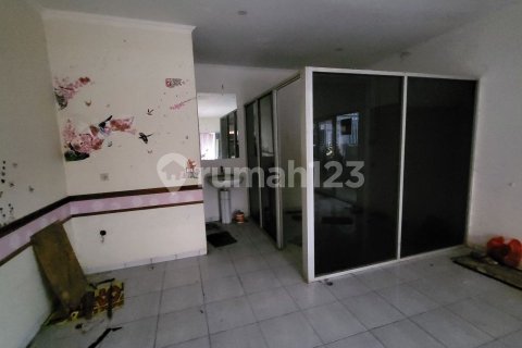 53m2 Shop in Tangerang City, Indonesia No. 13435 7