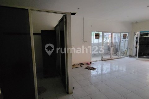 53m2 Shop in Tangerang City, Indonesia No. 13435 6