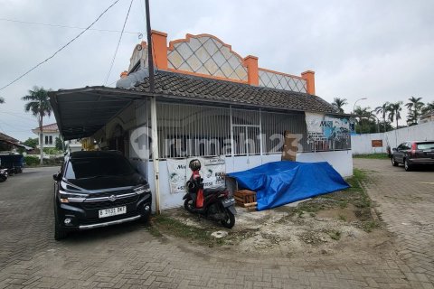 53m2 Shop in Tangerang City, Indonesia No. 13435 3