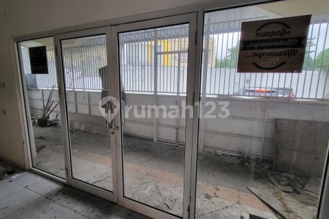53m2 Shop in Tangerang City, Indonesia No. 13435 9