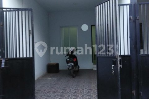 4 bedrooms House in Cengkareng, Jakarta, Indonesia No. 13432 2