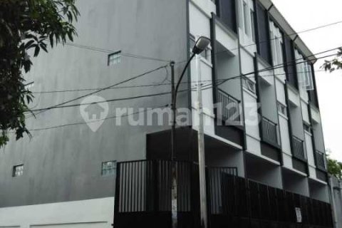 4 bedrooms House in Cengkareng, Jakarta, Indonesia No. 13432