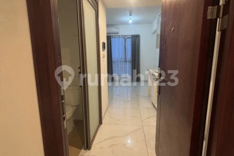 Studio Apartment in Pinang, Tangerang City, Indonesia No. 13433
