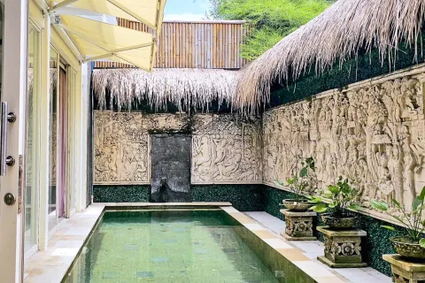 2 bedrooms Villa in Kerobokan, Badung, Indonesia No. 10784 2