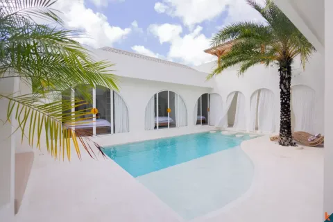 3 bedrooms Villa in Denpasar, Indonesia No. 10780 3