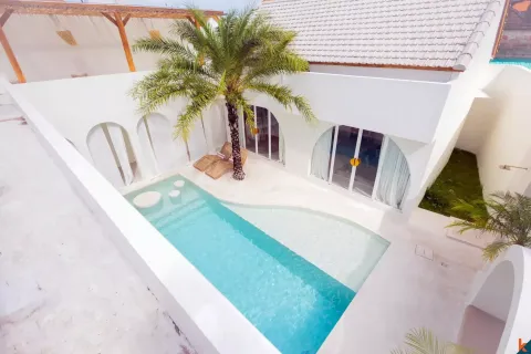 3 bedrooms Villa in Denpasar, Indonesia No. 10780 2