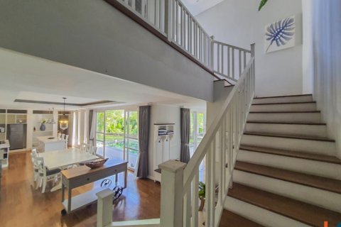 3 bedrooms Villa in Tibubeneng, Badung, Indonesia No. 10955 9