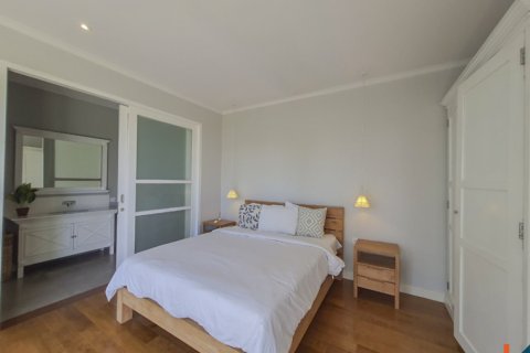3 bedrooms Villa in Tibubeneng, Badung, Indonesia No. 10956 19