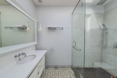 3 bedrooms Villa in Tibubeneng, Badung, Indonesia No. 10956 22
