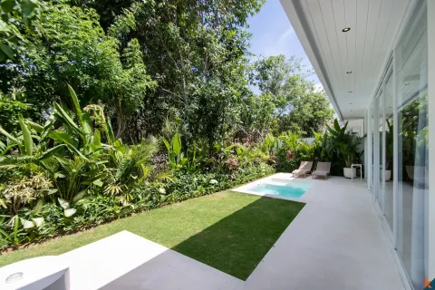 2 bedrooms Villa in South Kuta, Badung, Indonesia No. 10943 2