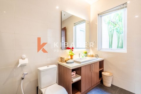 3 bedrooms Villa in Seminyak, Badung, Indonesia No. 13058 17