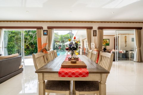 3 bedrooms Villa in Seminyak, Badung, Indonesia No. 13058 8