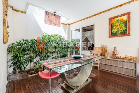 3 bedrooms Villa in Seminyak, Badung, Indonesia No. 13058 13