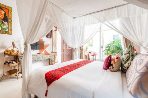 3 bedrooms Villa in Seminyak, Badung, Indonesia No. 13058 16