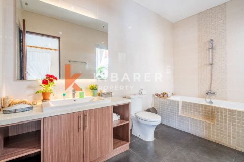 3 bedrooms Villa in Seminyak, Badung, Indonesia No. 13058 28