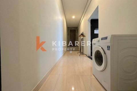 3 bedrooms Villa in Jimbaran, Badung, Indonesia No. 13061 9