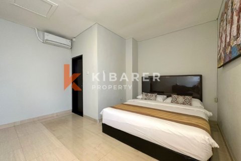 3 bedrooms Villa in Jimbaran, Badung, Indonesia No. 13061 11