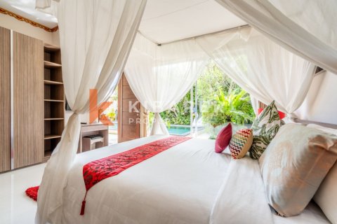 3 bedrooms Villa in Seminyak, Badung, Indonesia No. 13059 27
