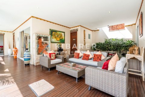 3 bedrooms Villa in Seminyak, Badung, Indonesia No. 13059 4