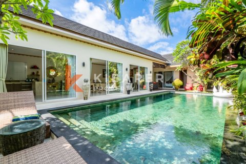 3 bedrooms Villa in Seminyak, Badung, Indonesia No. 13057 10