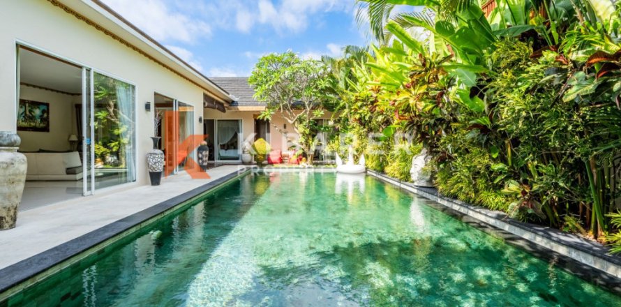 3 bedrooms Villa in Seminyak, Badung, Indonesia No. 13057