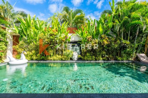 3 bedrooms Villa in Seminyak, Badung, Indonesia No. 13057 2