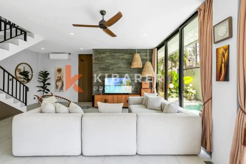 4 bedrooms Villa in Canggu, Badung, Indonesia No. 12758 9