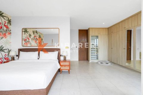 4 bedrooms Villa in Canggu, Badung, Indonesia No. 12758 15