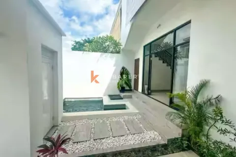 3 bedrooms Villa in Denpasar, Indonesia No. 12893