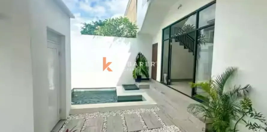 3 bedrooms Villa in Denpasar, Indonesia No. 12893