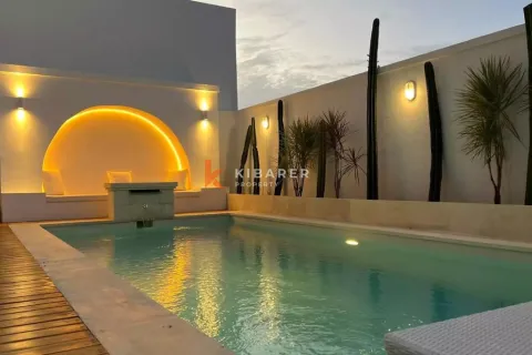 3 bedrooms Villa in Ungasan, Badung, Indonesia No. 12897 3