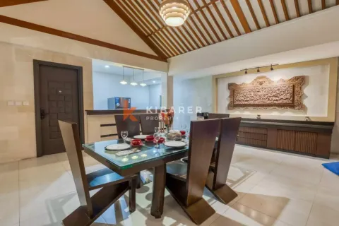 3 bedrooms Villa in Ungasan, Badung, Indonesia No. 12396 10