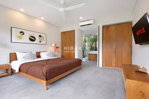4 bedrooms Villa in Tibubeneng, Badung, Indonesia No. 12398 23