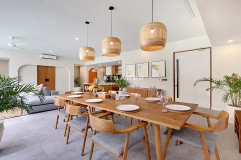 4 bedrooms Villa in Tibubeneng, Badung, Indonesia No. 12398 9
