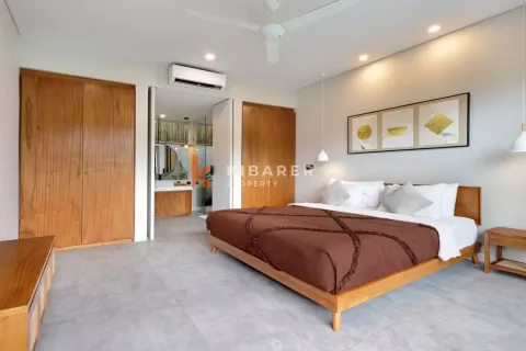 4 bedrooms Villa in Tibubeneng, Badung, Indonesia No. 12398 16