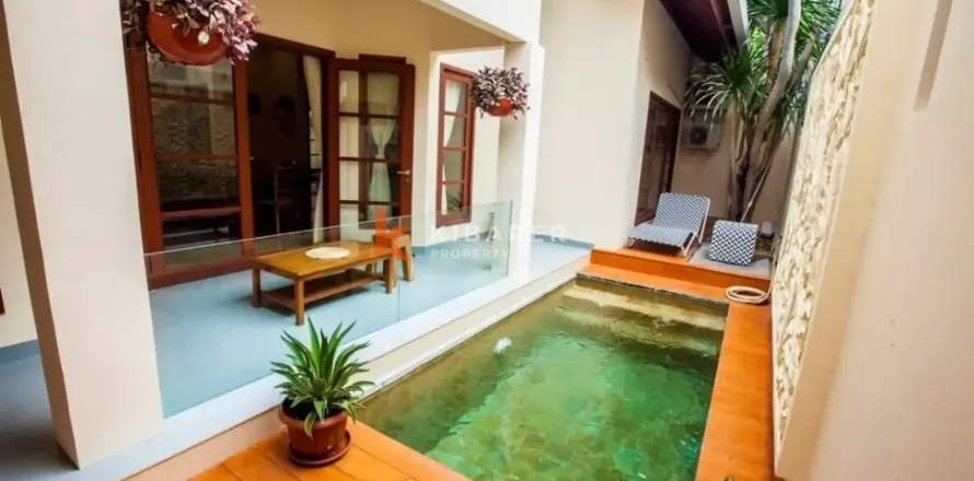3 bedrooms Villa in Seminyak, Badung, Indonesia No. 12395