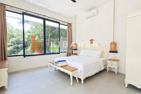 3 bedrooms Villa in Tibubeneng, Badung, Indonesia No. 12963 26