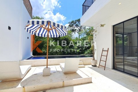 3 bedrooms Villa in Tibubeneng, Badung, Indonesia No. 12963 2