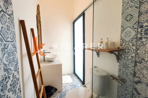 3 bedrooms Villa in Tibubeneng, Badung, Indonesia No. 12963 28