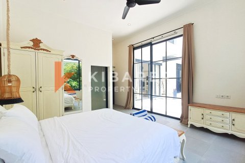 3 bedrooms Villa in Tibubeneng, Badung, Indonesia No. 12963 24