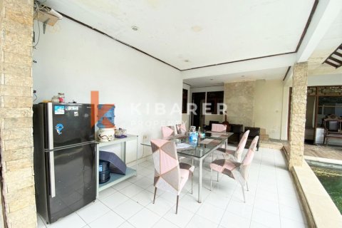 6 bedrooms Villa in Ungasan, Badung, Indonesia No. 12959 7