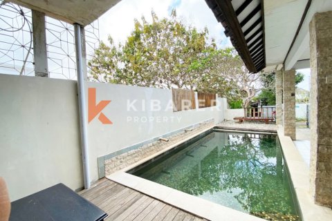 6 bedrooms Villa in Ungasan, Badung, Indonesia No. 12959 4