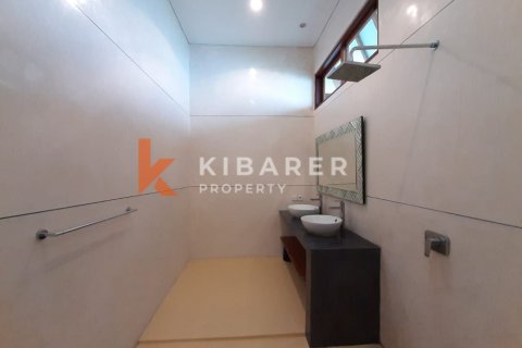 3 bedrooms Villa in Tibubeneng, Badung, Indonesia No. 12960 14
