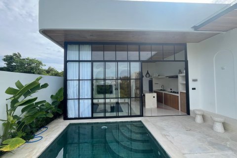 Studio Villa in South Kuta, Badung, Indonesia No. 9674