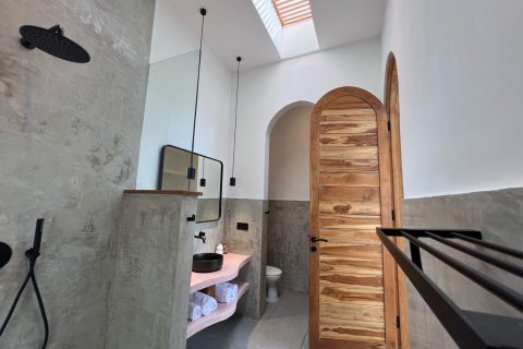 65m2 Villa in South Kuta, Badung, Indonesia No. 9674 16