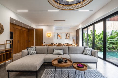 490m2 Villa in Canggu, Badung, Indonesia No. 9718 6