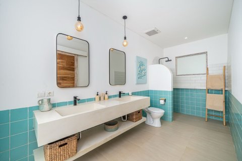 247m2 Villa in Kaba-Kaba, Kediri, Tabanan, Indonesia No. 9673 15